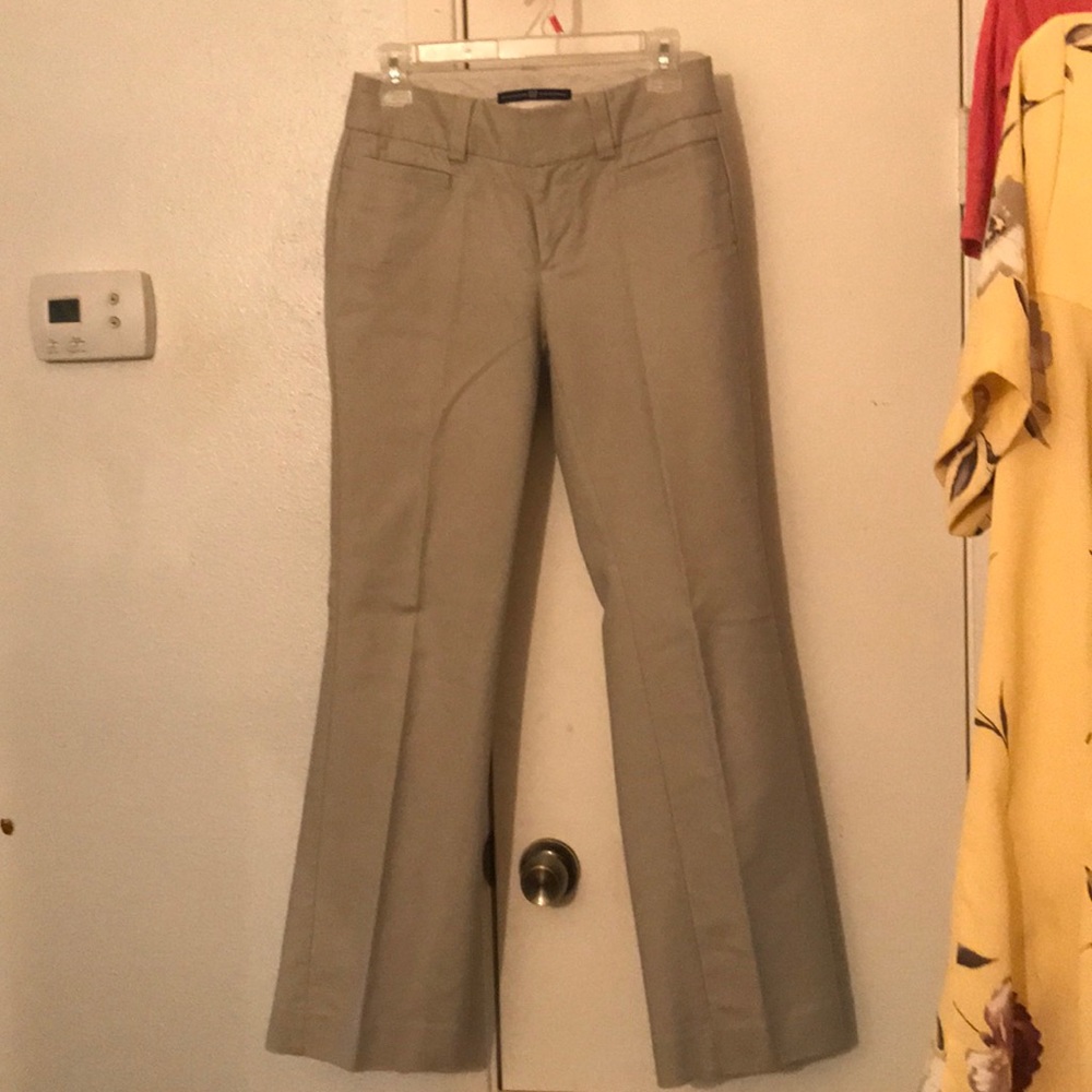 Gap khakis